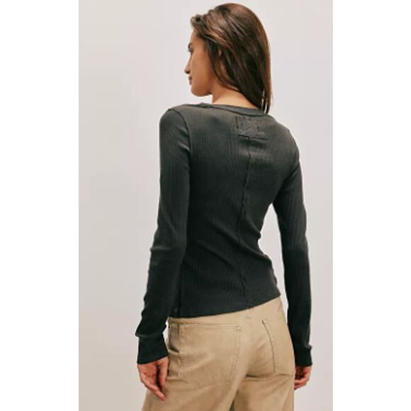 Free People We the Free "It's On" Button-Up Ribbed Fitted Cardigan, Size Med - Picture 2 of 8